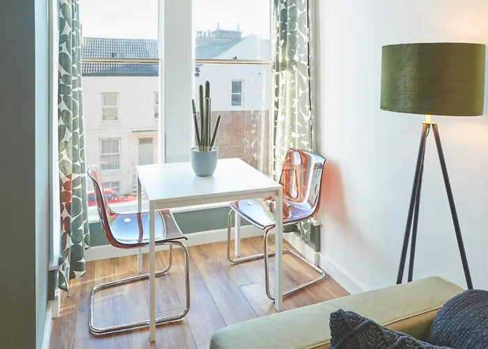 Host & - Abbey Nest Apartment