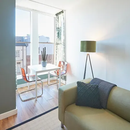 Apartment Host & - Abbey Nest *